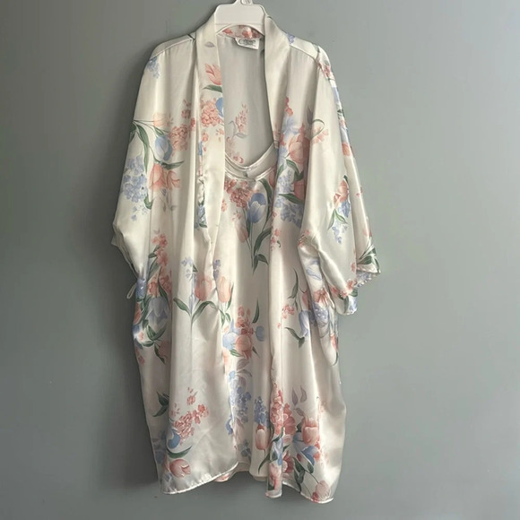 Vintage Other - Vintage Cypress Floral Robe and Night Dress Matching Intimates PJ Set Size L